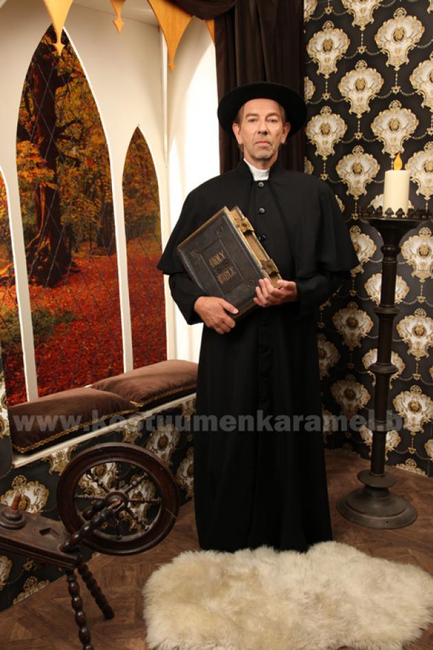 Priester